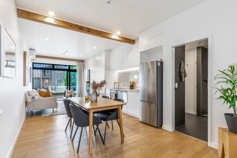 7/165 Hobsonville Point Road, Hobsonville, Auckland