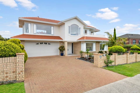 14 Rosetti Rise, West Harbour, Auckland