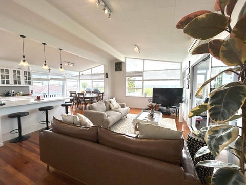 9 Crecy Place, New Windsor, Auckland