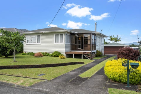 36 Gloria Avenue, Te Atatu Peninsula, Auckland
