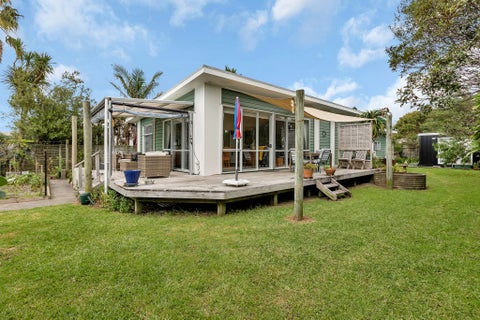 27 Shoemaker Road, Waipu, Waipu