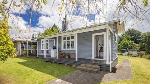 8 Islington Street, Raetihi