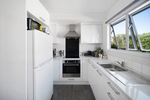 4/5 Porchester road, Papakura, Auckland