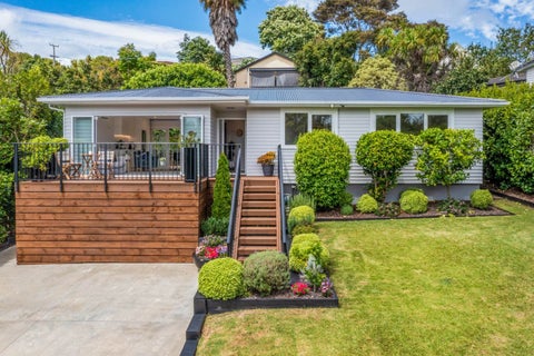 17 Coroglen Avenue, Birkenhead, Auckland