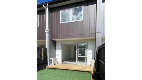 11/24 Mili Way, Ranui, Auckland