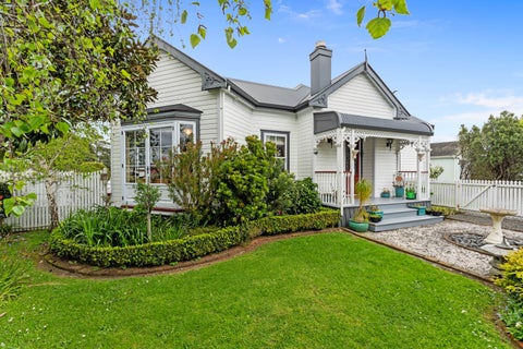 33 Great South Road, Papakura, Papakura