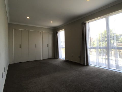 111 Fernhill Way, Oteha, Auckland