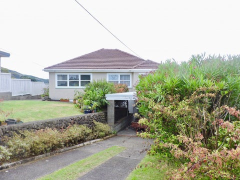 52 Allen Terrace, Tawa, Wellington