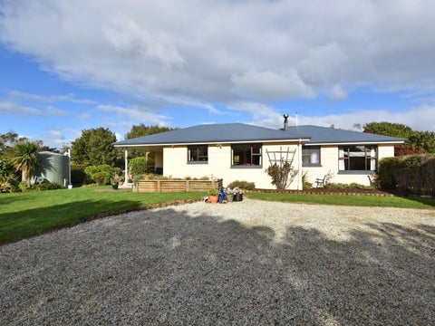 15 Bay View Road, Woodend, Invercargill