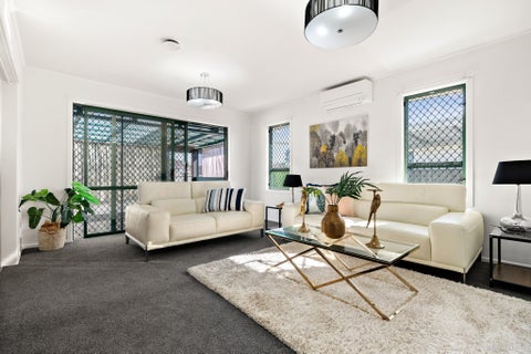 17 Comet Crescent, Mangere, Auckland