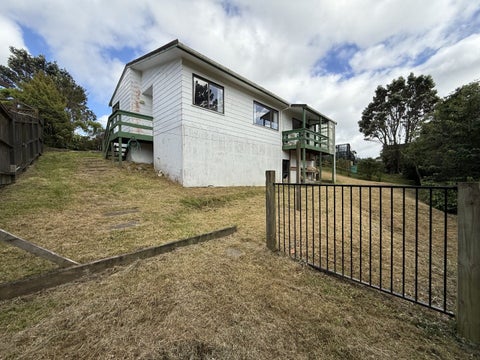 54 Guadeloupe Crescent, Grenada Village, Wellington
