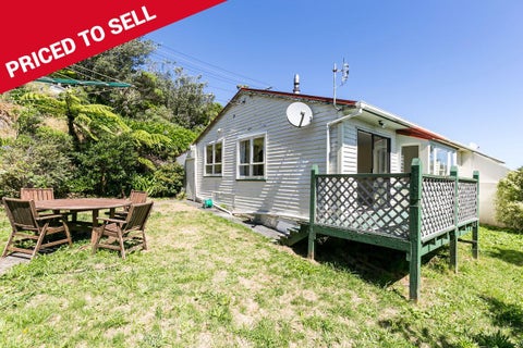 81B Black Rock Road, Newlands, Wellington