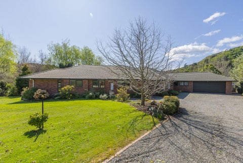 123 Maui Pomare Road, Nikau Valley, Paraparaumu