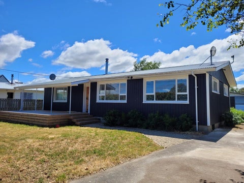57 Cologne Street, Martinborough