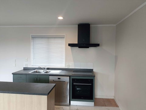 2/8 Rendall Place, Eden Terrace, Auckland