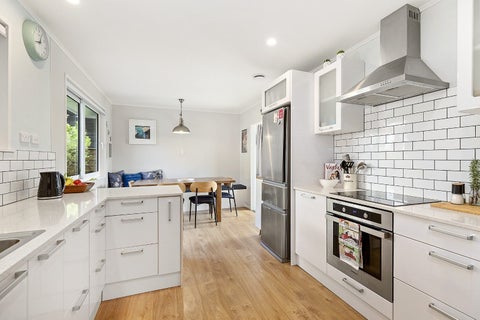 4 Laidlaw Way, Karori, Wellington