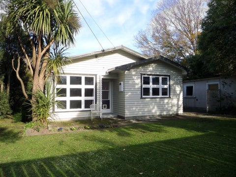 50 Revans Street, Featherston