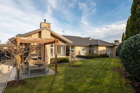 8 Rivers Edge, Northwood, Christchurch