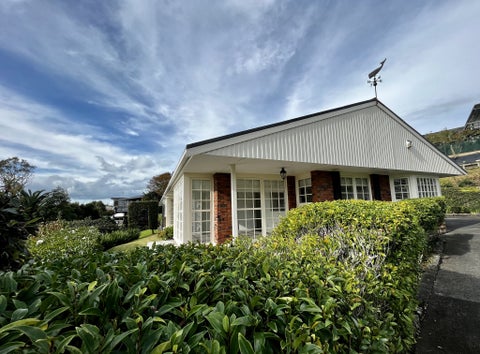 1/18 Chilton Place, Mellons Bay, Auckland