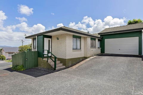 1/56 Roberton Road, Avondale, Auckland