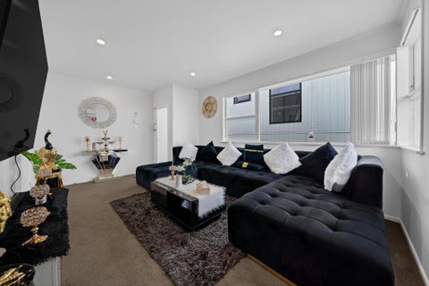25B Flat Bush Road, Otara, Auckland