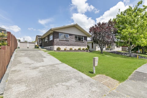 32 Rushgreen Avenue, Pahurehure, Papakura
