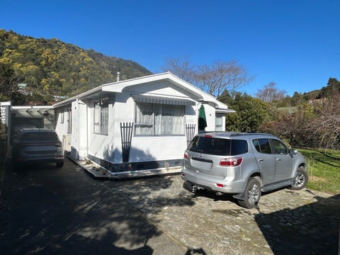 28 Canterbury Street, Picton