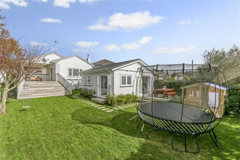 35 Taumata Road, Sandringham, Auckland