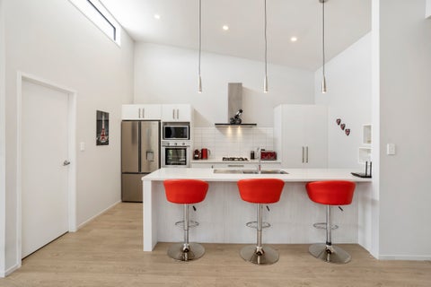 6 Leadership Crescent, Papakura, Papakura