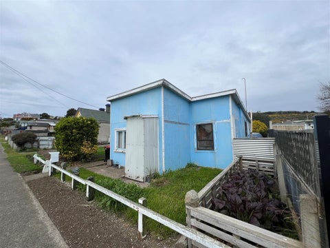 140 Foyle Street, Bluff