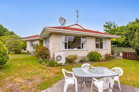 5A Wakefield Grove, Waikanae, Waikanae