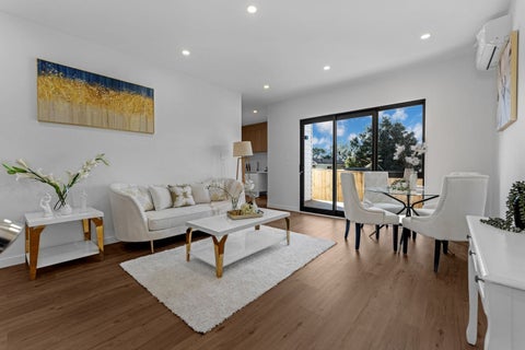 9/196 Royal Road, Massey, Auckland