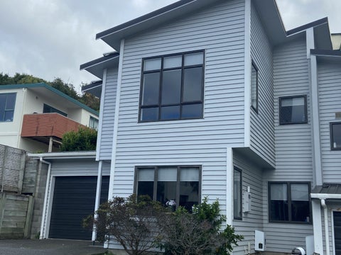 6B Claverton Grove, Churton Park, Wellington