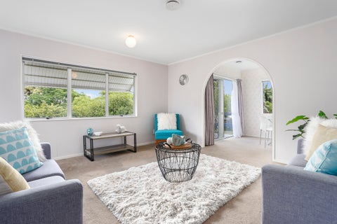 1/4 Kahikatea Place, Ranui, Auckland