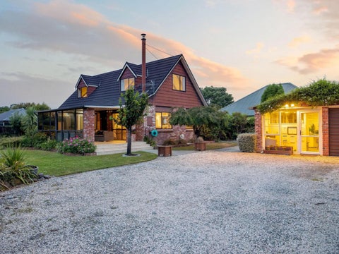 103 Grimseys Road, Redwood, Christchurch