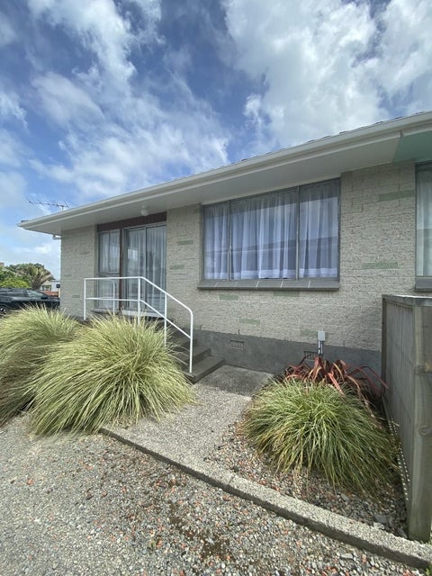 4/12 Jillett Street, Titahi Bay, Porirua