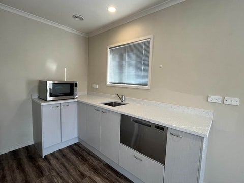 2/22 Ribbonwood Crescent, Goodwood Heights, Auckland