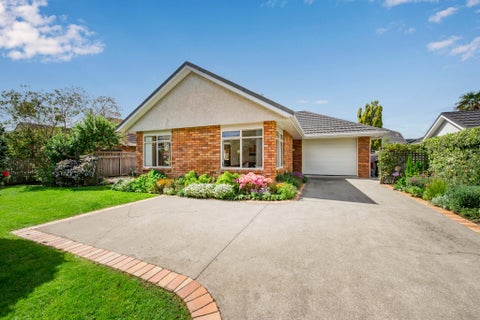 1 Greenaway Road, Waikanae, Waikanae