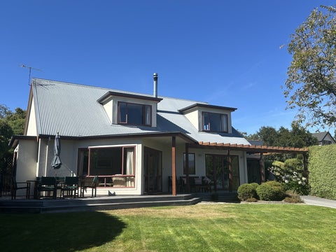 10 Scaife Place, Wanaka