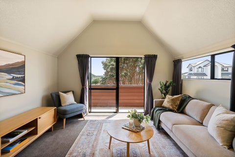 14B Landsdowne Terrace, Karori, Wellington
