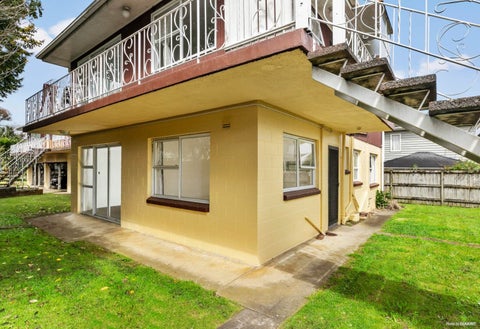 2/1 Preston Avenue, Mount Albert, Auckland