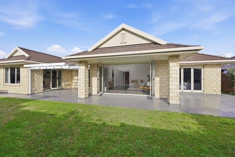 17 Blossom Grove, Papamoa Beach, Papamoa