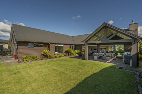 18 Topping Place, Whitianga, Whitianga