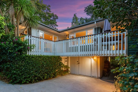 19 West Lynn Road, Titirangi, Auckland