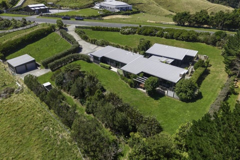 173 Bing Lucas Drive, Tawa, Wellington