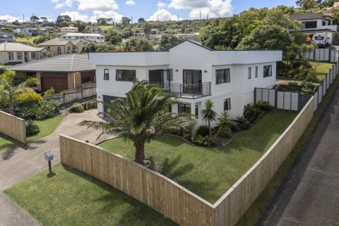 3 Ambassador Glade, Orewa, Orewa