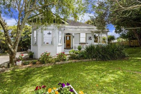 350 Glenfield Road, Glenfield, Auckland