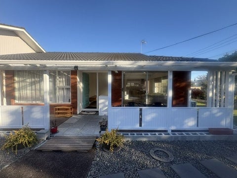 1/2 Matipo Street, Balmoral, Auckland