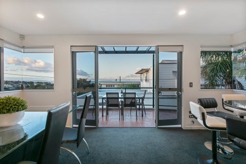1/67 Castor Bay Road, Castor Bay, Auckland