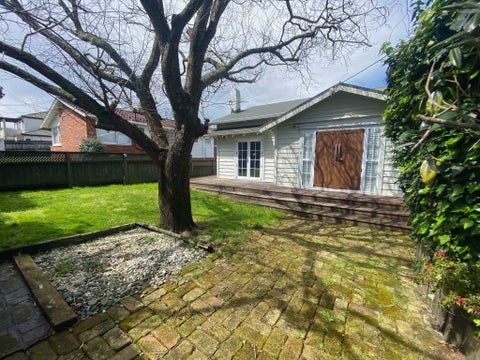 8 Bracken Avenue, Takapuna, Auckland